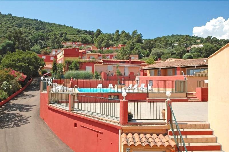 Hotel Residence San Pieru Tarcu Exterior photo